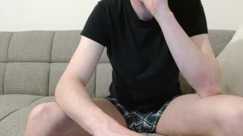 Snapshot of jan_the_man94 chatting on 01/15/25, 06:29 Jan online show from 01/15/25, 06:29