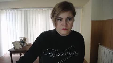 Snapshot of janaloveli chatting on 12/19/24, 08:45 janaloveli online show from 12/19/24, 08:45