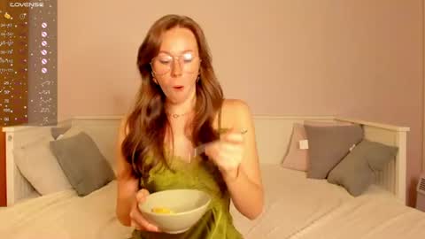 Jane Danels online show from 06/17/26, 02:40