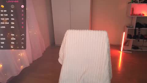 Snapshot of jane_kinn chatting on 02/25/25, 11:00 jane_kinn online show from 02/25/25, 11:00