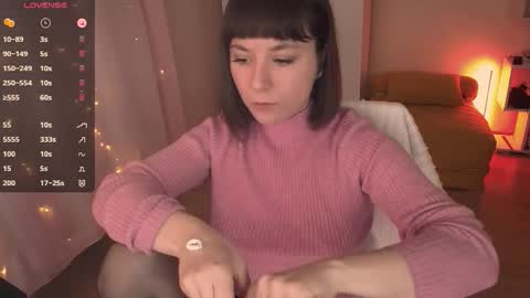 Snapshot of jane_kinn chatting on 10/06/25, 12:52 jane_kinn online show from 10/06/25, 12:52