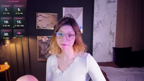 Jane online show from 01/27/25, 09:34