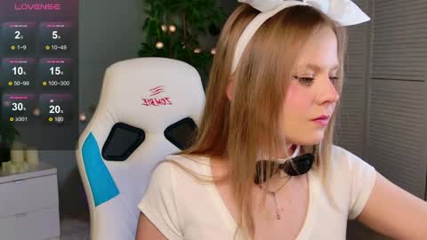 jane_westt online show from 04/11/26, 02:10