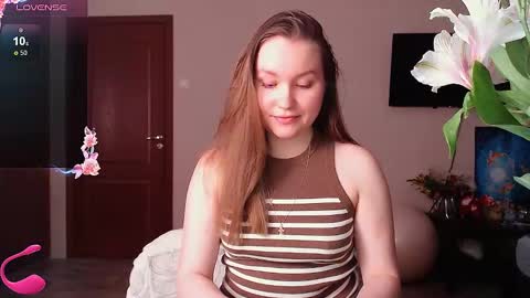 Snapshot of janeblossomhot chatting on 02/21/25, 05:42 Jane online show from 02/21/25, 05:42