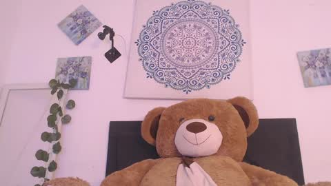 Snapshot of janeebony_ chatting on 12/19/24, 03:41 Jane online show from 12/19/24, 03:41