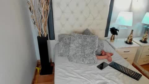  Jane  online show from 10/30/25, 07:58