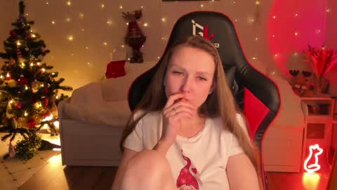 Snapshot of janegrey11 chatting on 01/13/25, 12:35 Jane online show from 01/13/25, 12:35