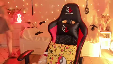 Snapshot of janegrey11 chatting on 02/22/25, 03:45 Jane online show from 02/22/25, 03:45