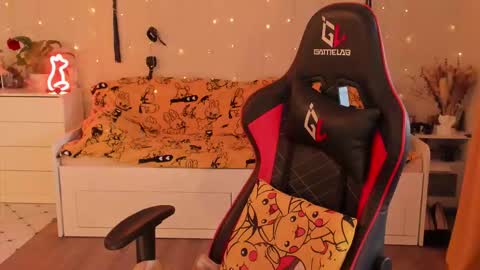 Snapshot of janegrey11 chatting on 09/14/25, 02:27 Jane online show from 09/14/25, 02:27