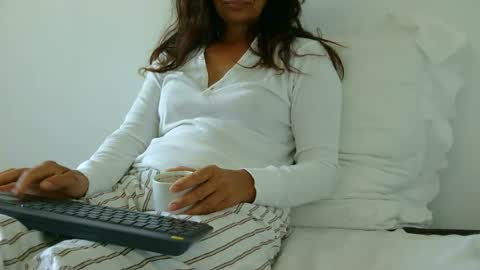 Snapshot of janehotmilf chatting on 07/14/26, 05:45 janehotmilf online show from 07/14/26, 05:45