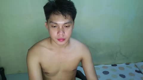 Jan 1 online show from 11/24/25, 08:25