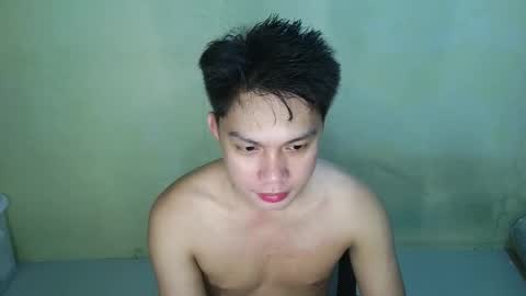 Snapshot of janenjay_1 chatting on 11/28/25, 11:35 Jan 1 online show from 11/28/25, 11:35