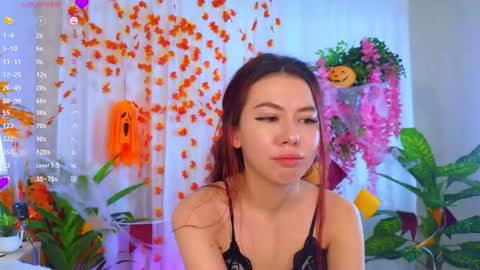 Jenifer online show from 11/05/25, 08:03