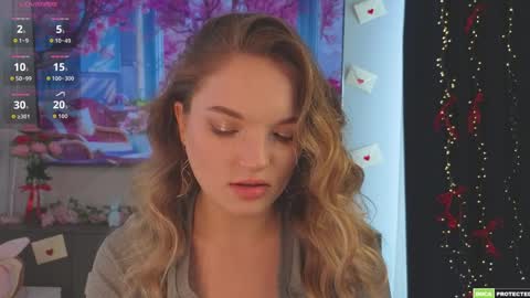 Hi Im Alice and here youll find something online show from 04/06/26, 06:47