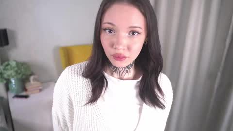 Ellie online show from 06/02/26, 06:59