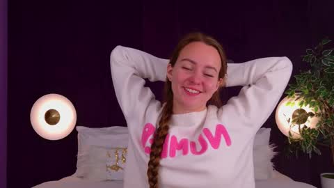 Snapshot of janicejay chatting on 10/07/25, 02:53 Jane online show from 10/07/25, 02:53