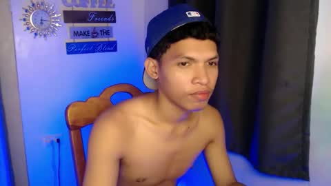 janlloyd04 online show from 10/01/25, 05:57