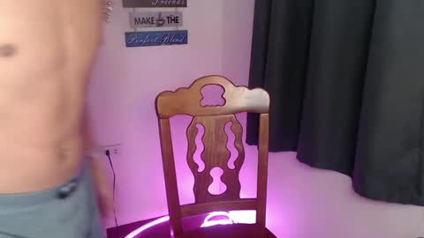 janlloyd04 online show from 11/14/25, 11:53