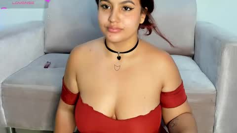 Snapshot of janne_1 chatting on 12/01/24, 11:58 Janne online show from 12/01/24, 11:58