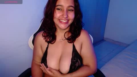 Snapshot of janne_1 chatting on 11/08/25, 08:47 Janne online show from 11/08/25, 08:47