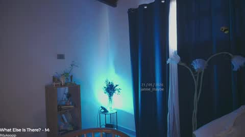   jmaybe e online show from 05/21/26, 02:35