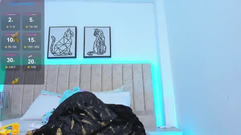 Snapshot of janne_moore chatting on 02/22/25, 09:23 Jane online show from 02/22/25, 09:23