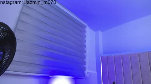 Snapshot of janne_moore chatting on 06/23/26, 04:10 Jane online show from 06/23/26, 04:10
