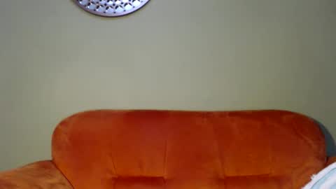 janne online show from 10/19/25, 05:08