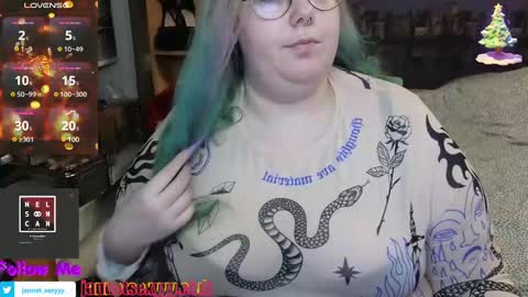 Snapshot of jannet_star chatting on 12/27/24, 04:54 Jannet online show from 12/27/24, 04:54