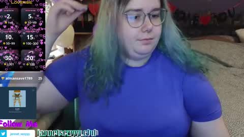 Snapshot of jannet_star chatting on 02/14/25, 10:28 Jannet online show from 02/14/25, 10:28