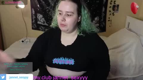 Snapshot of jannet_star chatting on 02/22/26, 12:12 Jannet online show from 02/22/26, 12:12