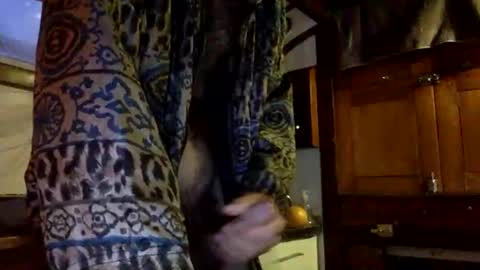 Snapshot of jardinflowers chatting on 11/23/25, 08:14 jardinflowers online show from 11/23/25, 08:14