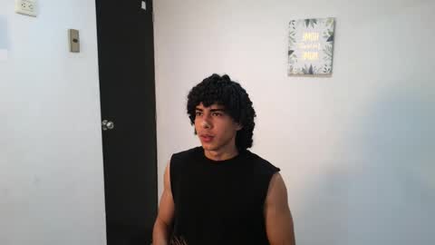 Snapshot of jash_7 chatting on 12/14/25, 05:02 jash online show from 12/14/25, 05:02