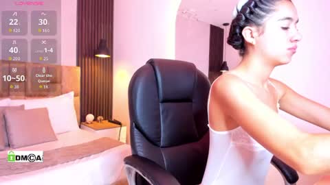 Snapshot of jasmin_adams chatting on 06/18/26, 11:58 Jasmin online show from 06/18/26, 11:58