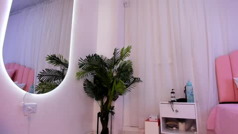      online show from 01/14/25, 06:24