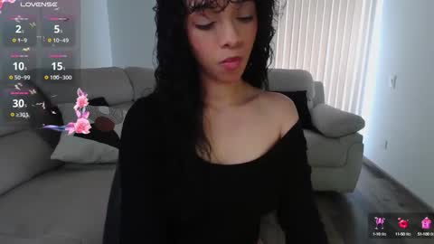 Snapshot of jasmine_019 chatting on 10/07/25, 08:39 J- next transmission december 4 online show from 10/07/25, 08:39