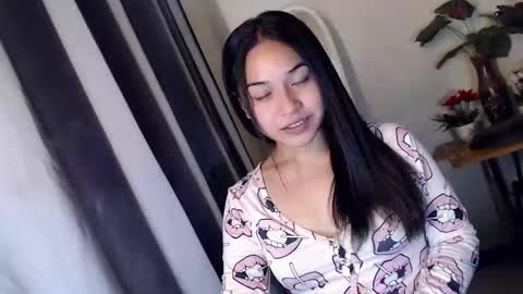 Snapshot of jasmine_arousal chatting on 04/24/26, 01:13 JASMINE online show from 04/24/26, 01:13