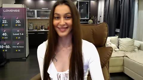 Jasmine online show from 06/02/26, 09:17