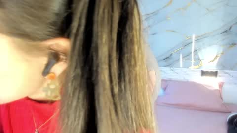 Snapshot of jasmine_hyper_1 chatting on 12/21/24, 05:18 Jas online show from 12/21/24, 05:18