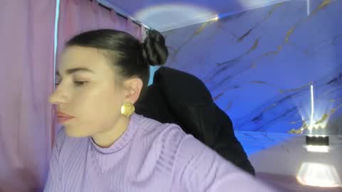 Snapshot of jasmine_hyper_1 chatting on 03/10/25, 08:45 Jas online show from 03/10/25, 08:45