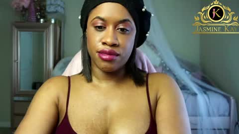 Snapshot of jasminekay chatting on 02/25/25, 07:47 JasmineKay online show from 02/25/25, 07:47