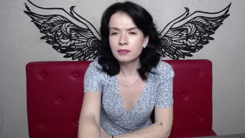 JasmineKouch online show from 01/28/25, 12:26