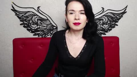 JasmineKouch online show from 02/04/25, 06:17