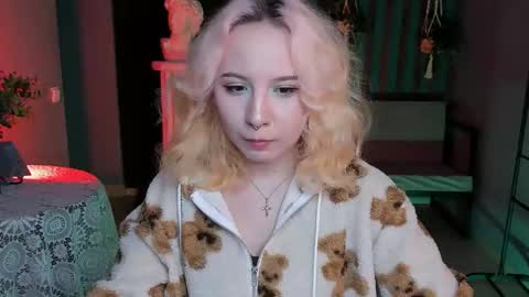 Jasmine online show from 03/05/25, 08:10