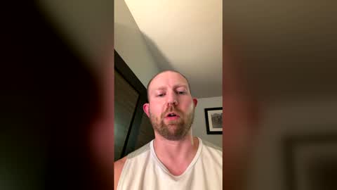 Snapshot of jasoninterest chatting on 12/19/25, 05:14 jasoninterest online show from 12/19/25, 05:14