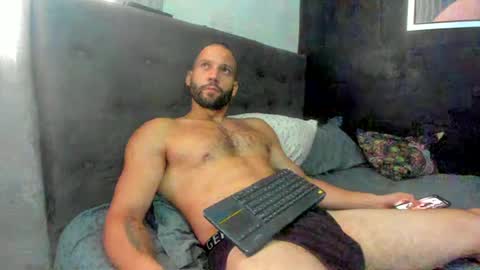    online show from 11/11/25, 05:46