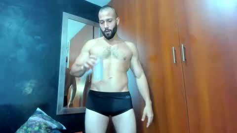    online show from 12/03/25, 04:49