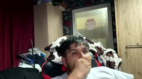 jasonsua21 online show from 11/10/25, 07:46