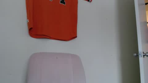 jasper1thewhor3 online show from 02/18/26, 08:49