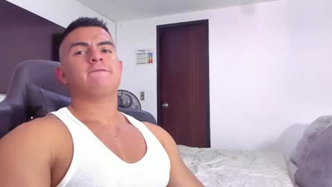 JBrooksXx online show from 03/10/25, 04:25